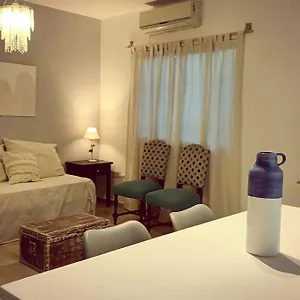 Hermoso Departamento De La Ciudad De Apartamento